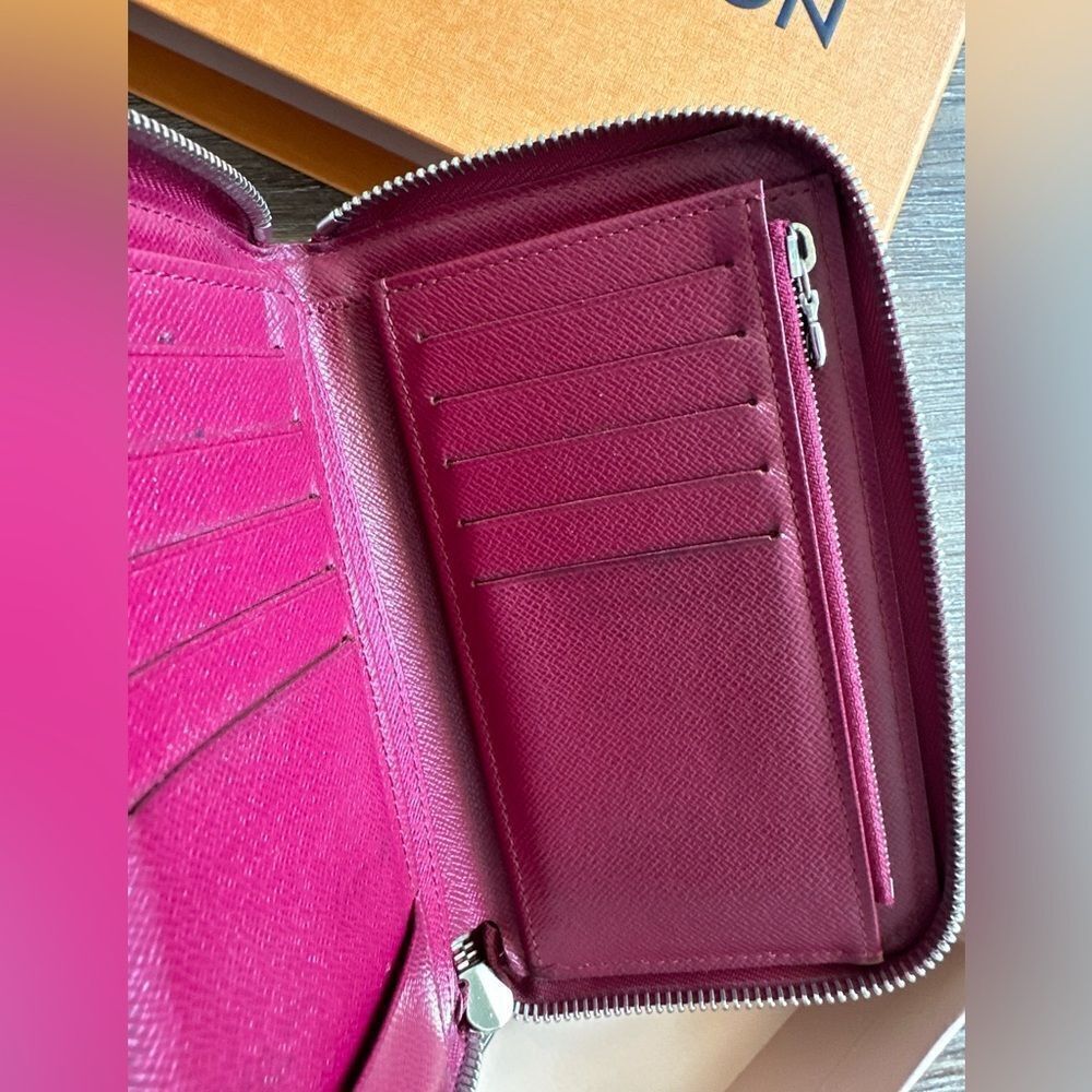 Louis Vuitton Epi leather wallet - Picture 11 of 14